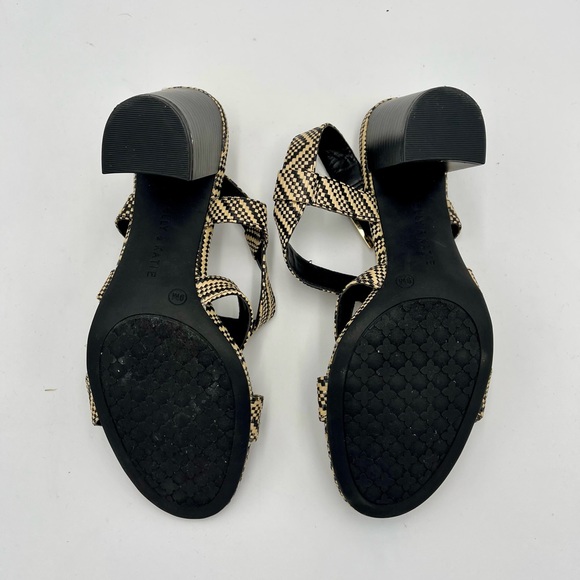 Kelly & Katie | Black and Tan Sandals - SIZE 9 - Picture 5 of 5